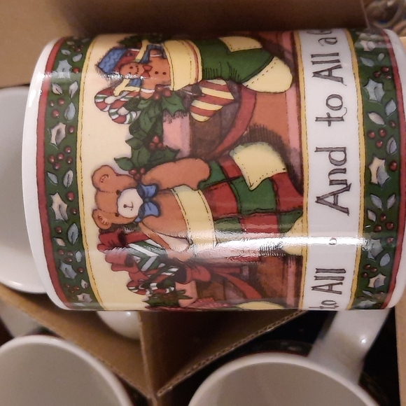 Brand NWT set of 4 "The Christmas Story" mugs illustration by Susan Winget - Picture 6 of 8